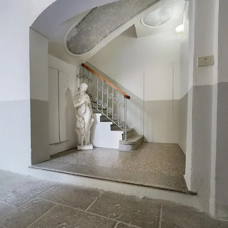 Apartment Buro Bed & Relax Parma