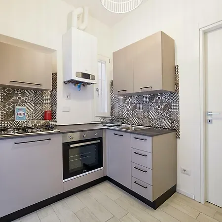 Апартаменты Buro Bed & Relax *