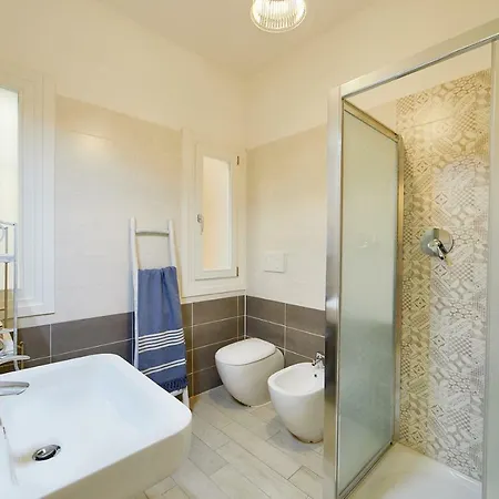 Апартаменты Buro Bed & Relax *